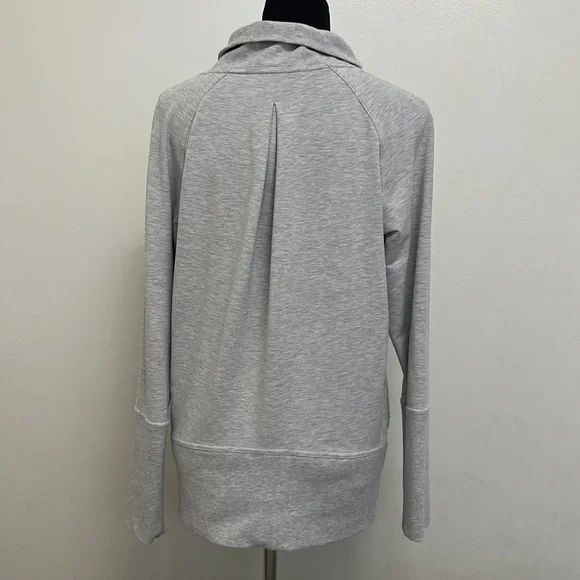 Lululemon Women High Lines Cowl Neck Pullover Sweatshirt Grey Size  10 - Picture 5 of 6